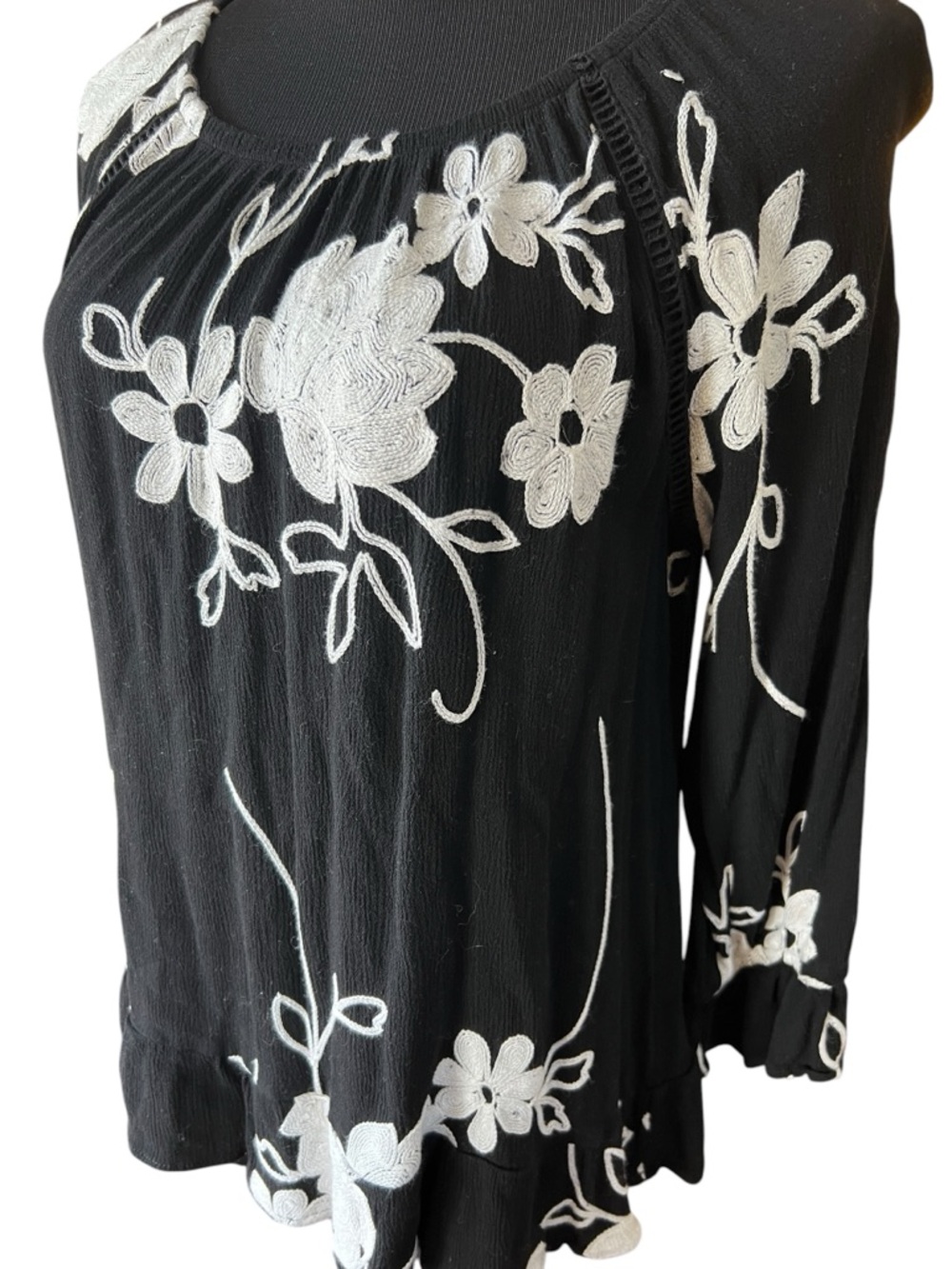 INC International Concepts Black Embroidered Floral Peasant Blouse XL Boho Top - Picture 2 of 7